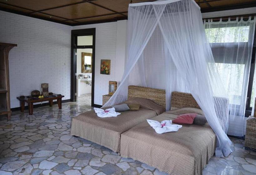 חדר דלוקס, Puri Cantik