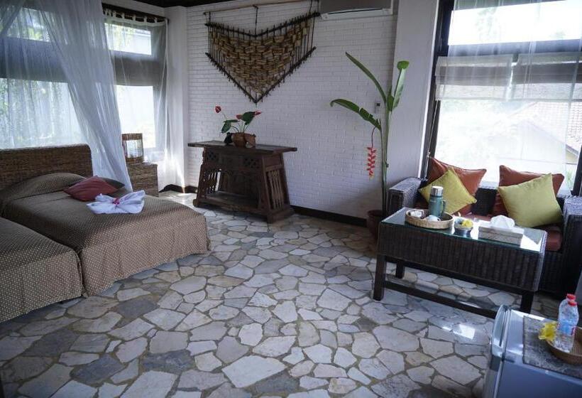 חדר דלוקס, Puri Cantik