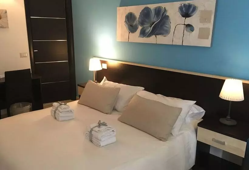 スタンダードトリプルルーム, B&b Il Girasole
