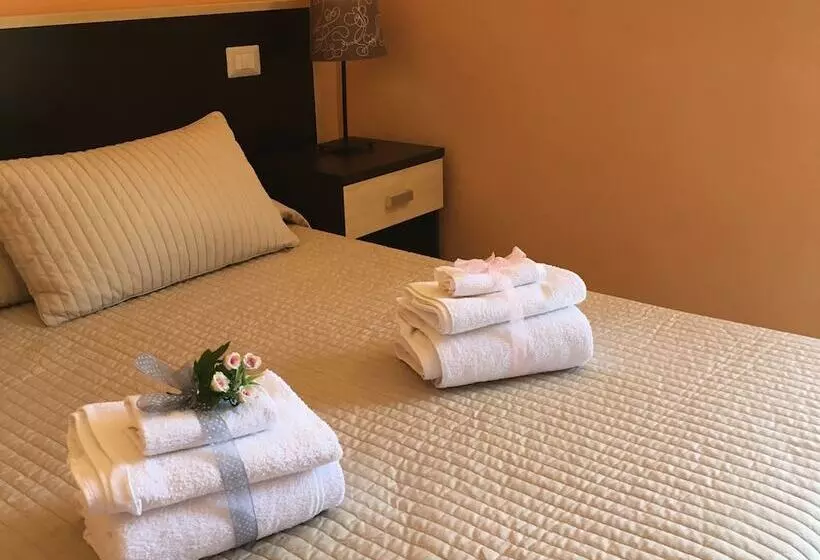 スタンダードトリプルルーム, B&b Il Girasole