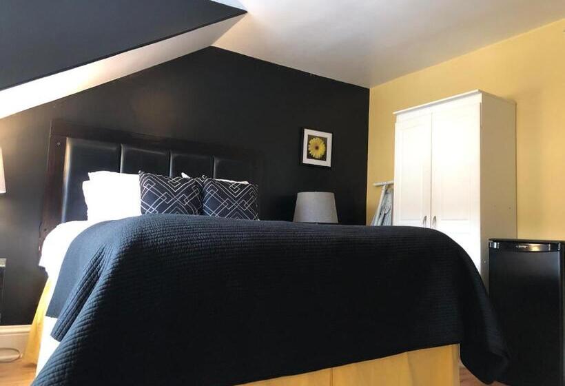 デラックスルーム, Leaside Manor