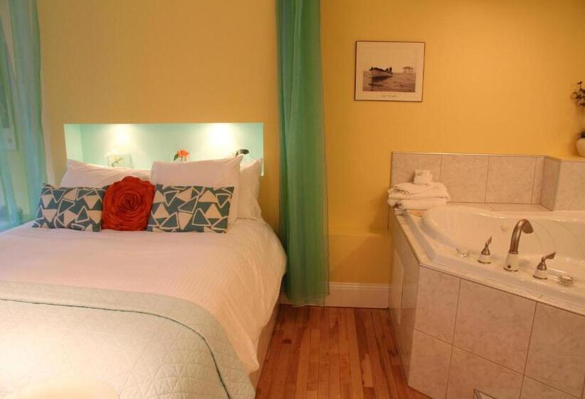 Номер Superior, Leaside Manor
