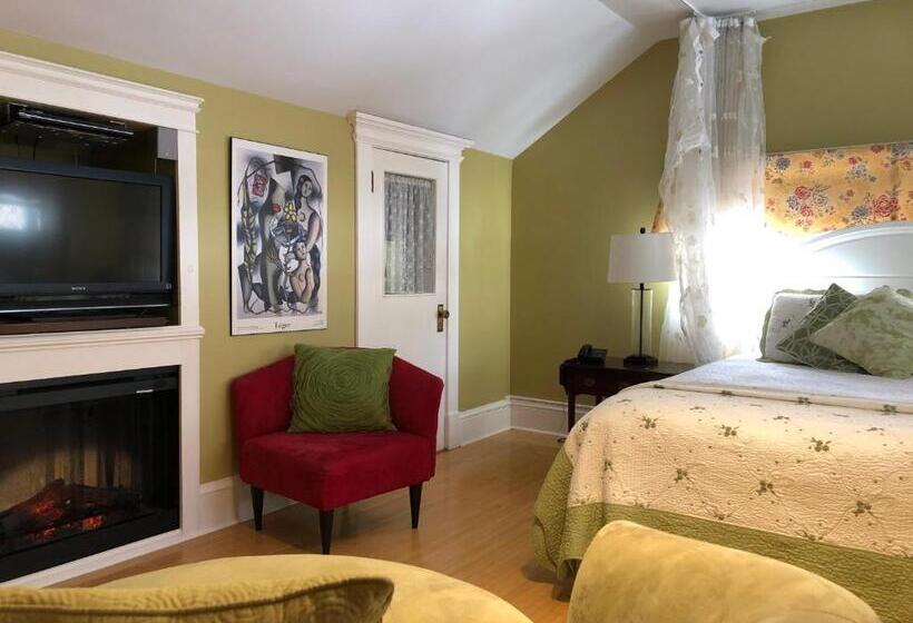 Номер Deluxe, Leaside Manor
