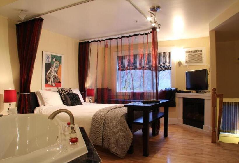 スーペリアールーム, Leaside Manor