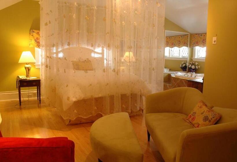 Номер Deluxe, Leaside Manor