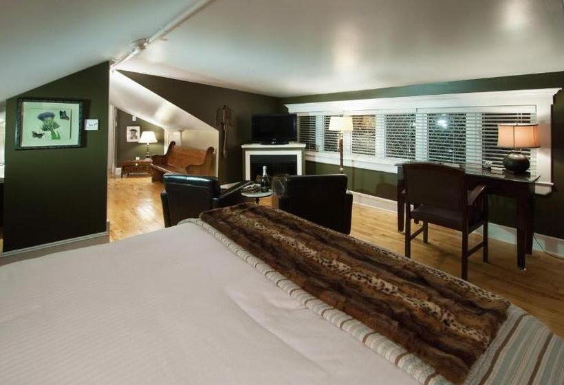 デラックスルーム, Leaside Manor