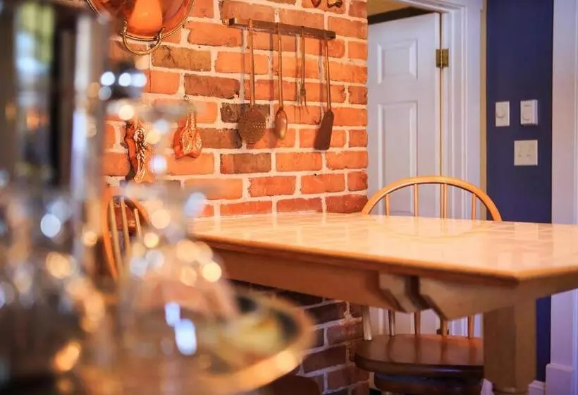 Standard-studio, Leaside Manor