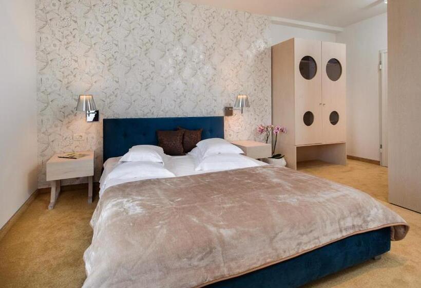 스탠다드 룸 바다 전망, Boban Luxury Suites