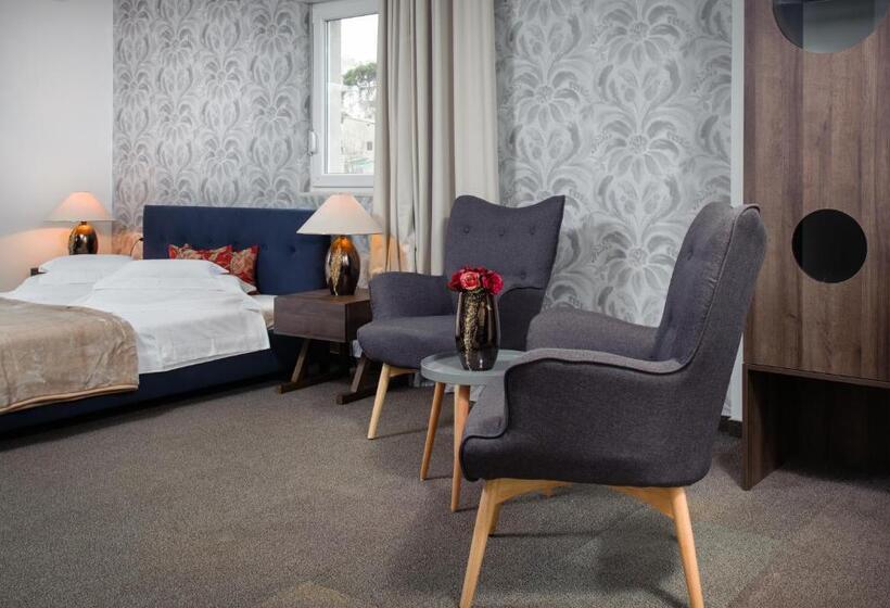 주니어 스위트, Boban Luxury Suites