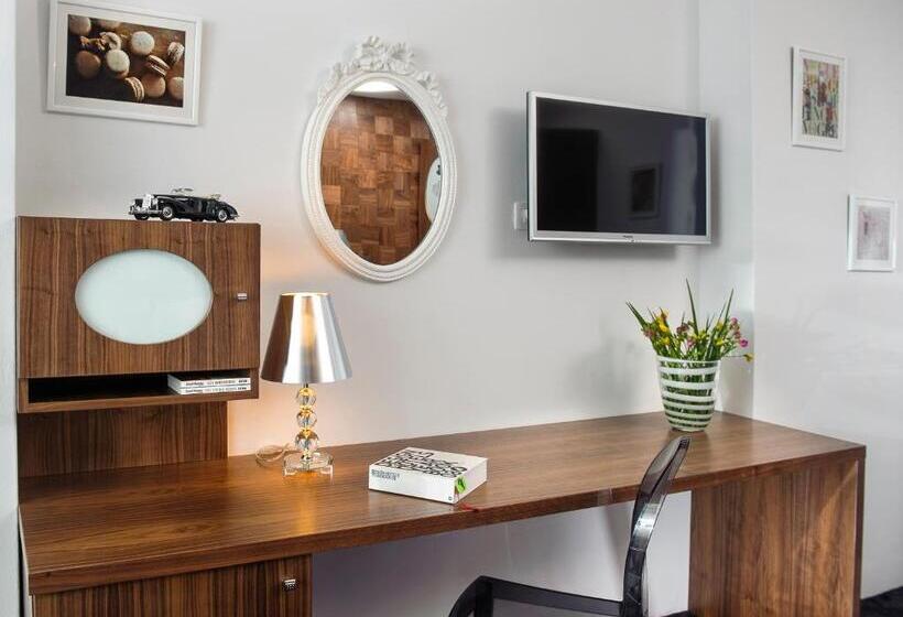 수피리어 룸, Boban Luxury Suites