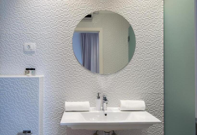 디럭스 룸, Boban Luxury Suites