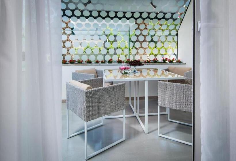 2 Bedrooms Suite Garden View, Boban Luxury Suites