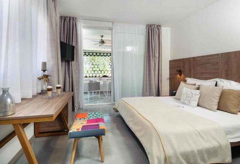 2 Bedrooms Suite Garden View, Boban Luxury Suites