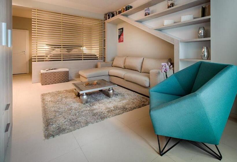 스위트, Boban Luxury Suites
