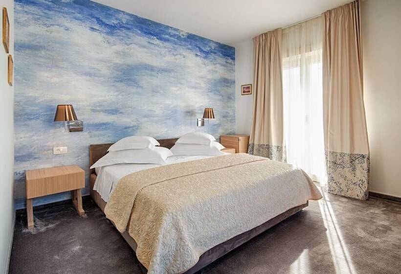 디럭스 룸, Boban Luxury Suites