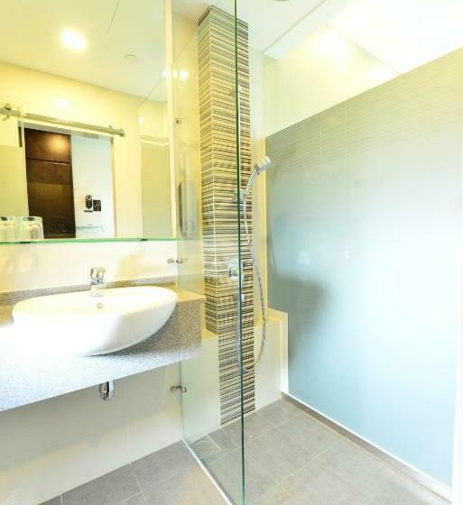 Deluxe Room, Chancellor@orchard