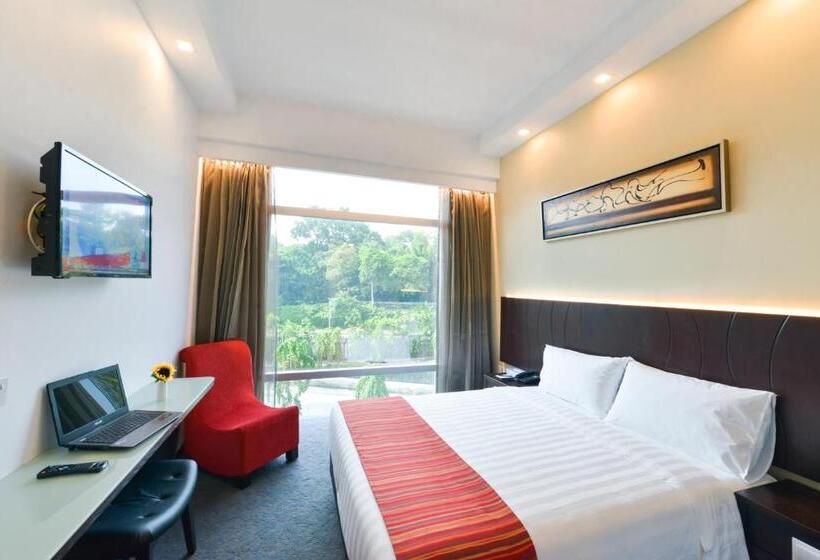 Premium Room, Chancellor@orchard