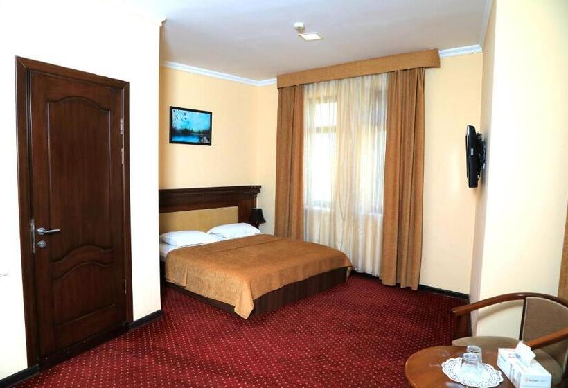 غرفة قياسية فردية, Diyora