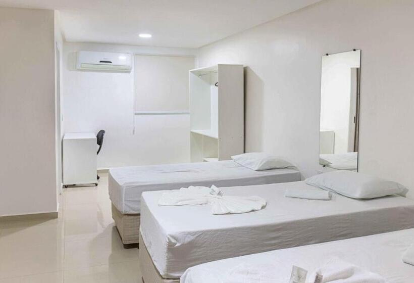 标准三人间, Falcão Hotel Arapiraca