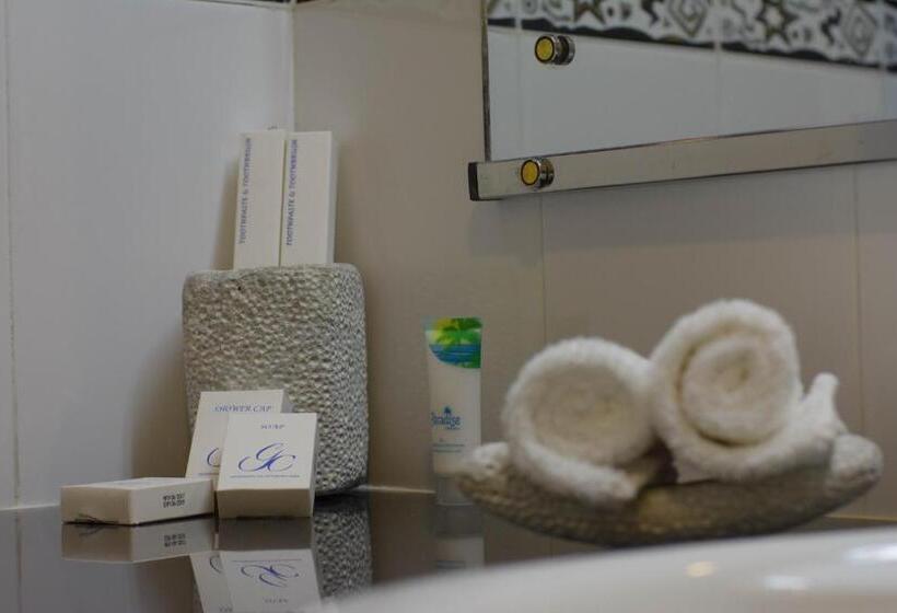 Люкс Повышенной Комфортности, Grand & Gangula