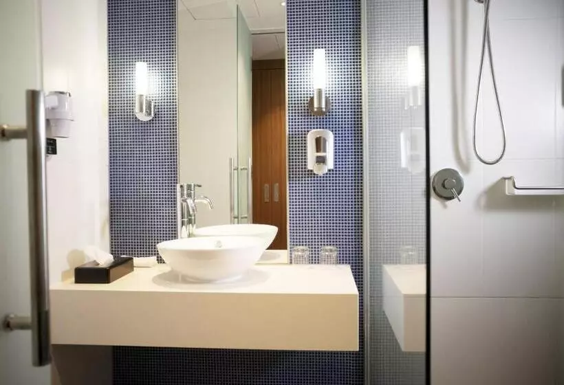 身障者適用スタンダードルーム, Holiday Inn Express Port Moresby By Ihg