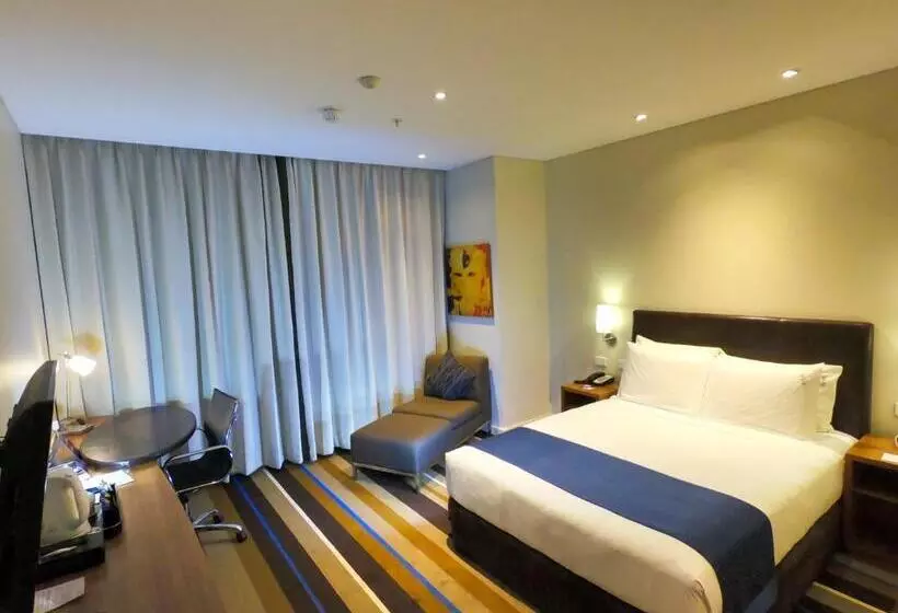 身障者適用スタンダードルーム, Holiday Inn Express Port Moresby By Ihg