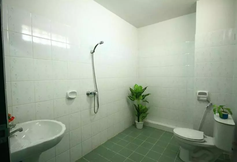اتاق لوکس خانوادگی, J.holiday Inn Krabi