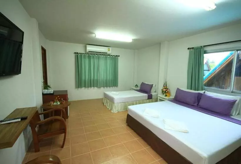 اتاق لوکس خانوادگی, J.holiday Inn Krabi