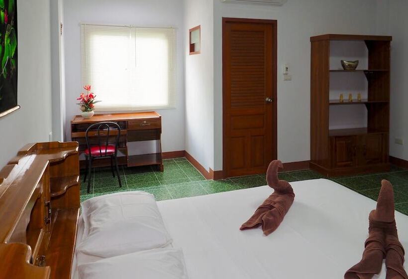 Habitació Superior, Jardin