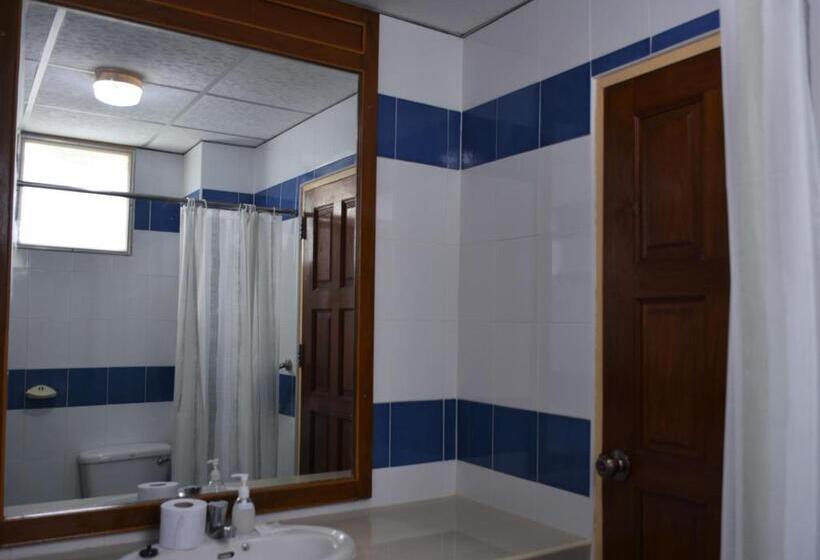 Habitació Estàndard amb Balconada, Jardin