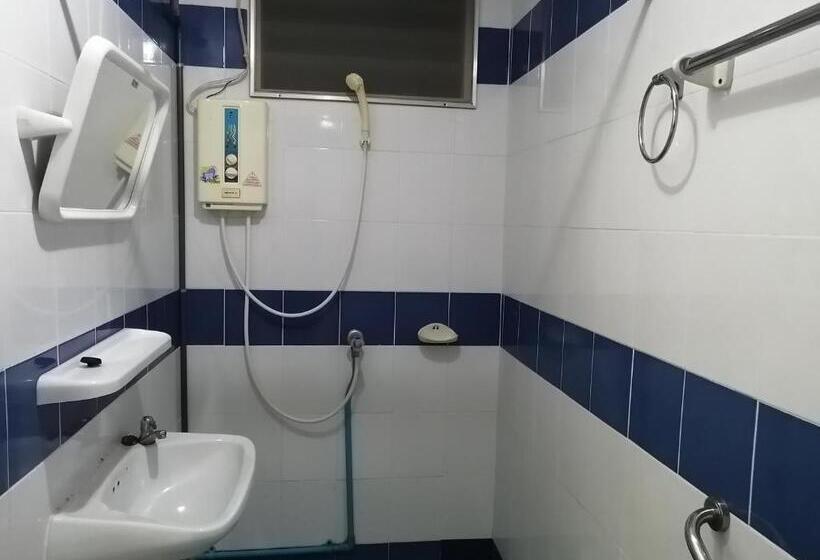 Habitació Basic, Jardin