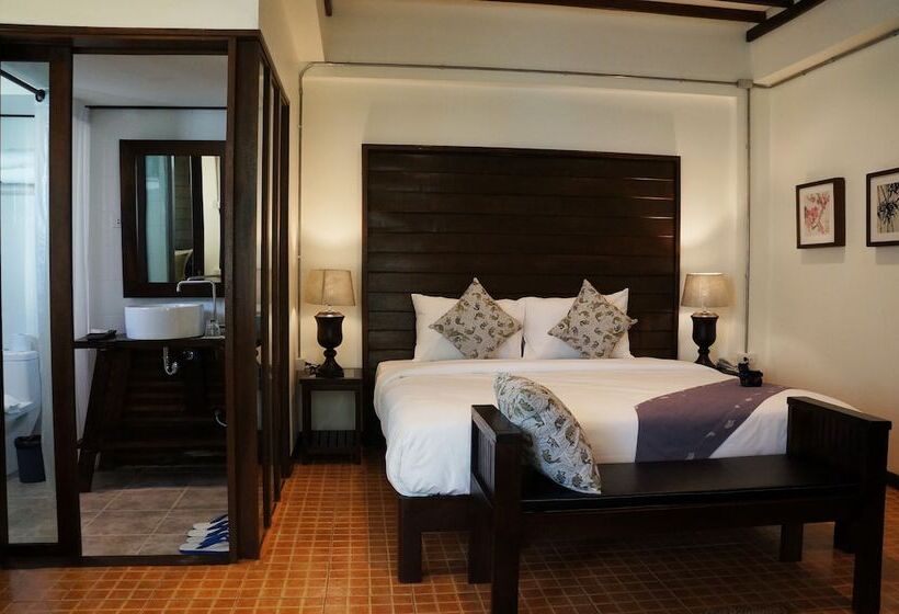 اتاق لوکس, Kampaeng Ngam