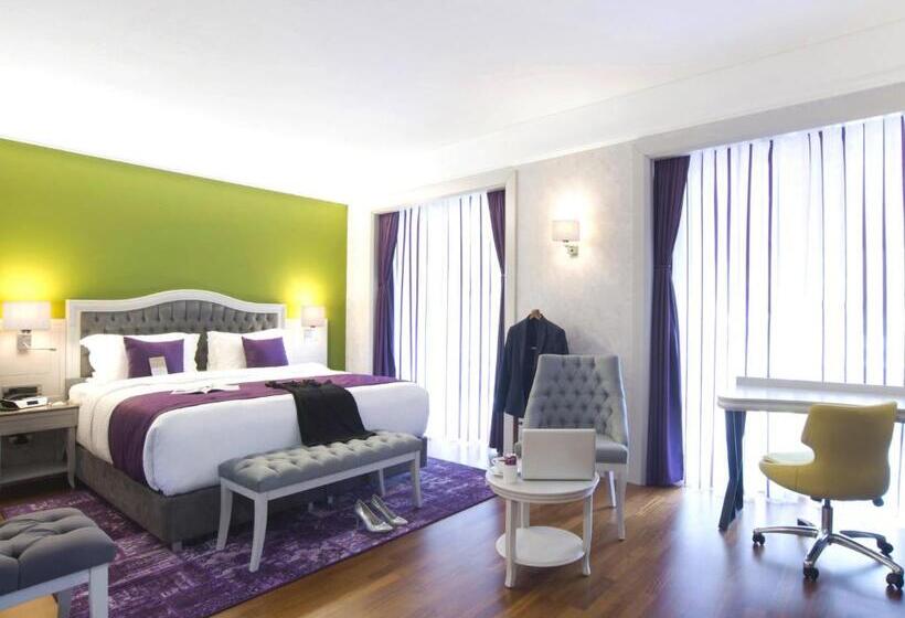 اتاق پرستیژ, Mercure Tbilisi Old Town