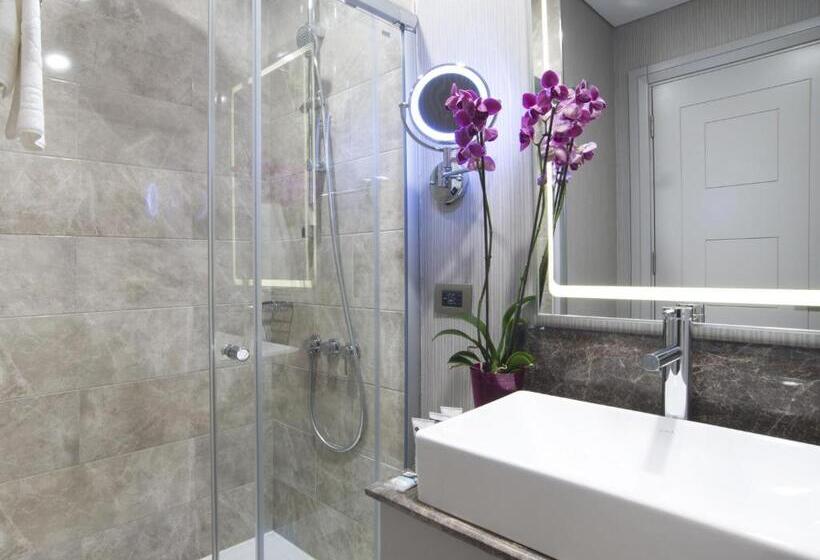 اتاق استاندارد یک نفره, Mercure Tbilisi Old Town