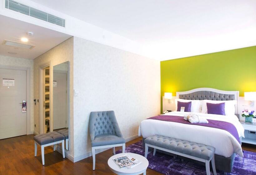 اتاق پرستیژ, Mercure Tbilisi Old Town