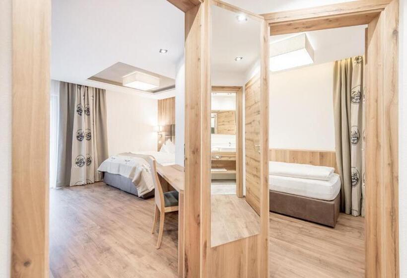 Quarto Familiar, Mondin