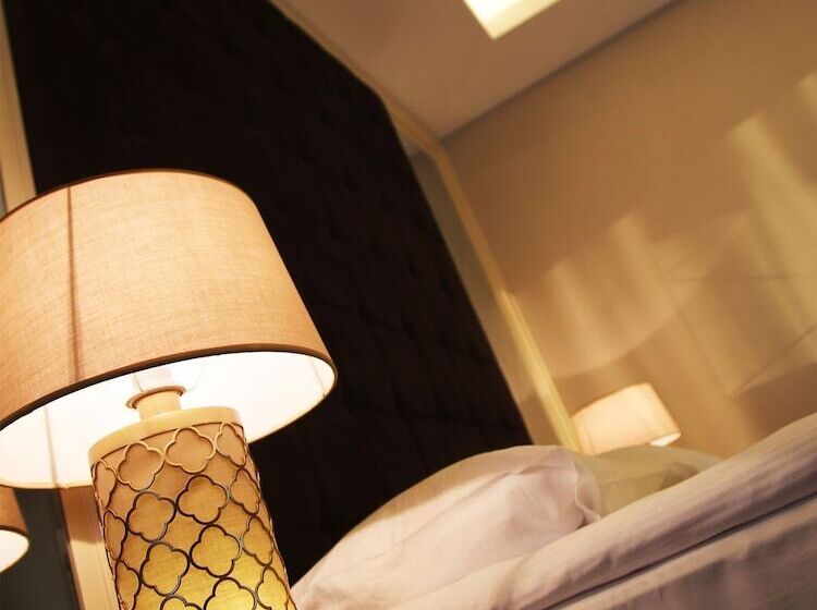 Люкс Повышенной Комфортности, Morrian