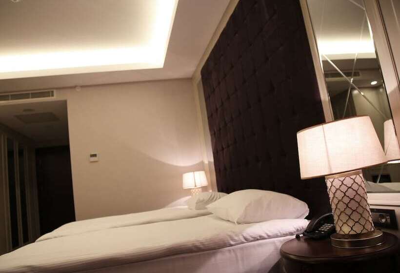 Номер Стандарт, Morrian