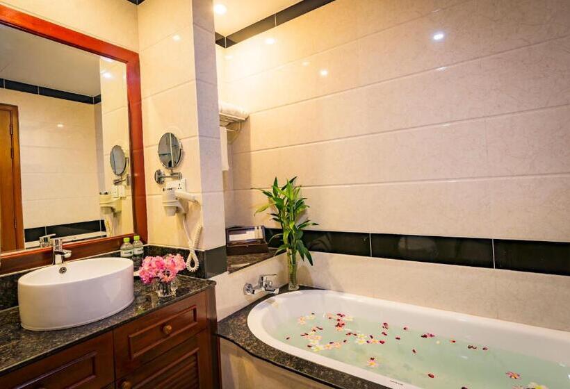 Habitació Deluxe, Phnom Penh Katari