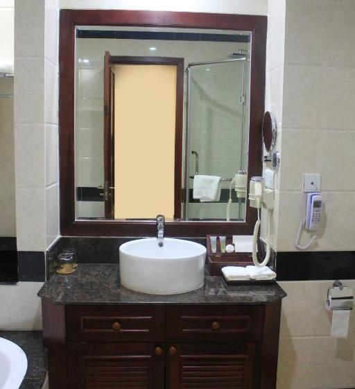 Junior Suite, Phnom Penh Katari