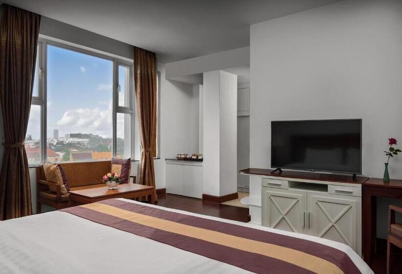 Habitació Deluxe, Phnom Penh Katari