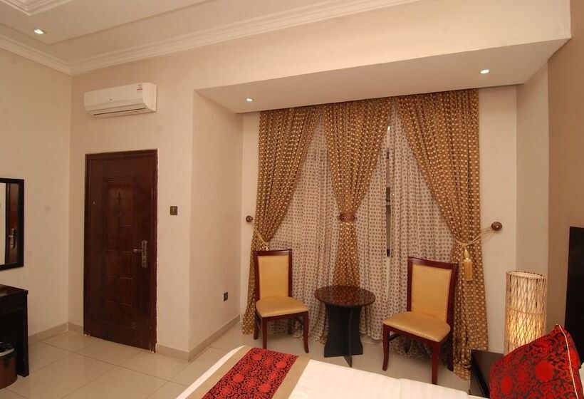 سوییت اجرایی, Stonehedge