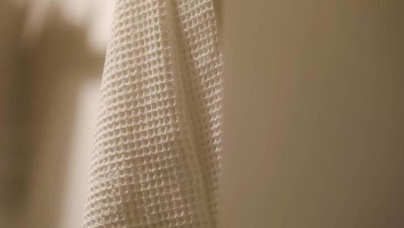 דירת 3 חדרים נוף לים, The Lombok Lodge Suites & Private Villas