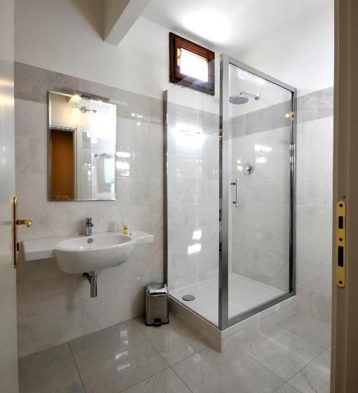 주니어 스위트, Volterra In Superior