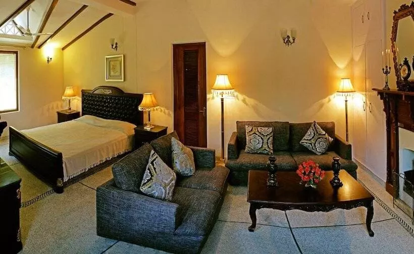 スイート, Welcomheritage Judges Court