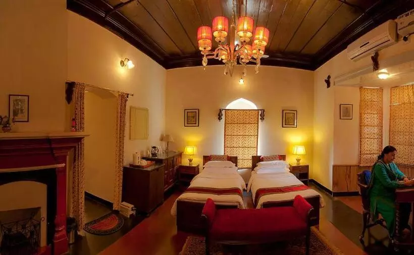 デラックスルーム, Welcomheritage Judges Court