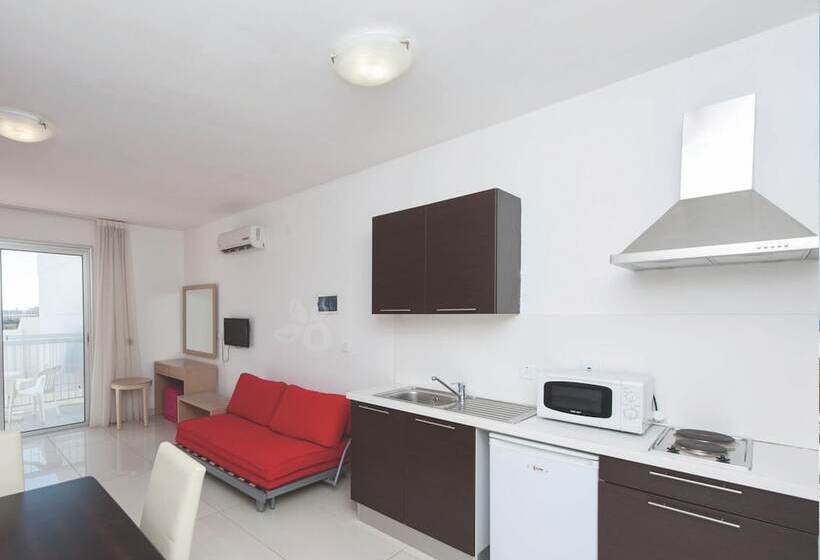Студио Стандарт Боковой Вид на Море, Marlita Beach Hotel Apartments