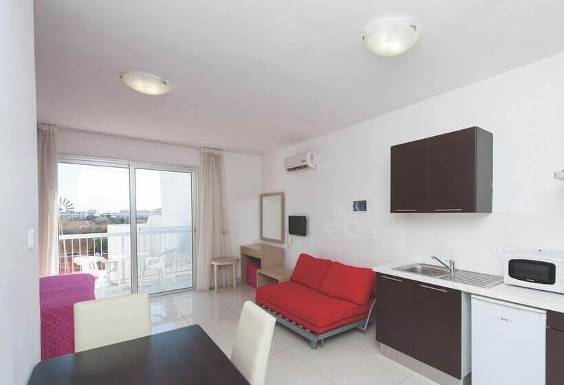 Студия Стандарт Вид на Море, Marlita Beach Hotel Apartments