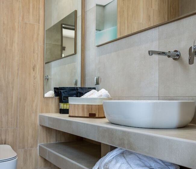 高级套房带海景, El Mar Naxos