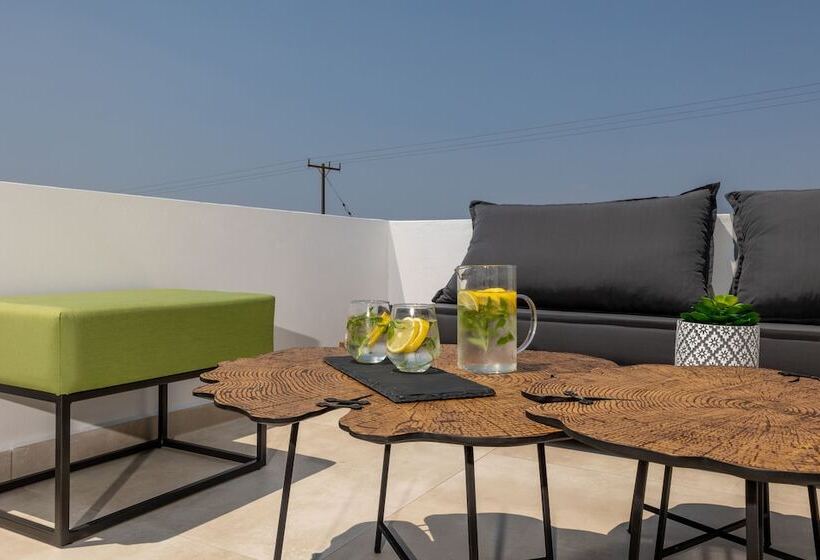 高级套房带海景, El Mar Naxos